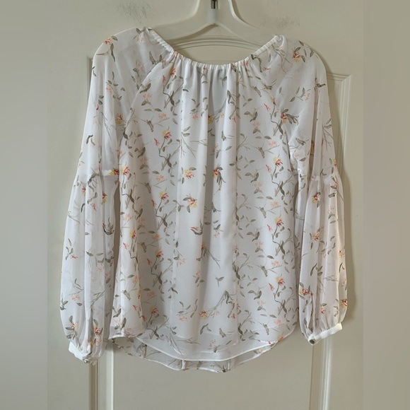White House Black Market Floral White Blouse Women’s Size 0 - Picture 5 of 16
